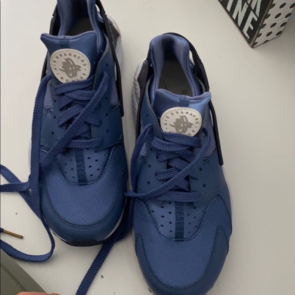 Nike air Nuracwe men’s sizes